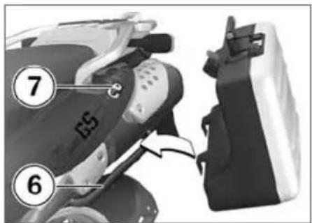 BMW G 650 GS (2008) - ケースを取り付ける - 2