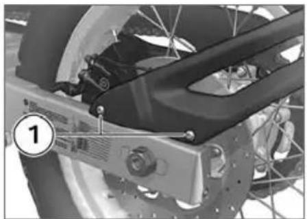BMW G 650 GS (2008) - リヤホイールを取り外す - 13