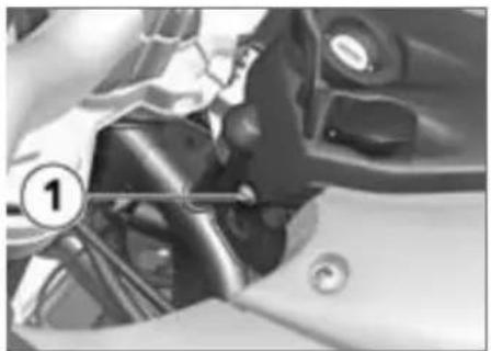 BMW F 650 GS (2009) - センターフェアリングを取り外す - 1