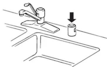 Estate TUD4700WQ - Cleaning the Dishwasher - 2