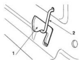 Honda HF2417HTE - REMOCION DEL RETEN DEL FIADOR DE ENGANCHES DE LA BOLSADECRECOLECCION - 1