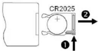 INTENSO Photo Agent - INSERTING BATTERIES INTO REMOTE CONTROL - 1