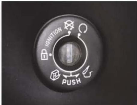 Adiva AD3 300 - ANLASSEN DES MOTORS - 1