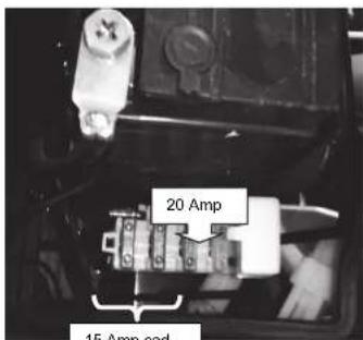 Adiva AD3 200 - VANO BATTERIA/FUSIBILE - 2