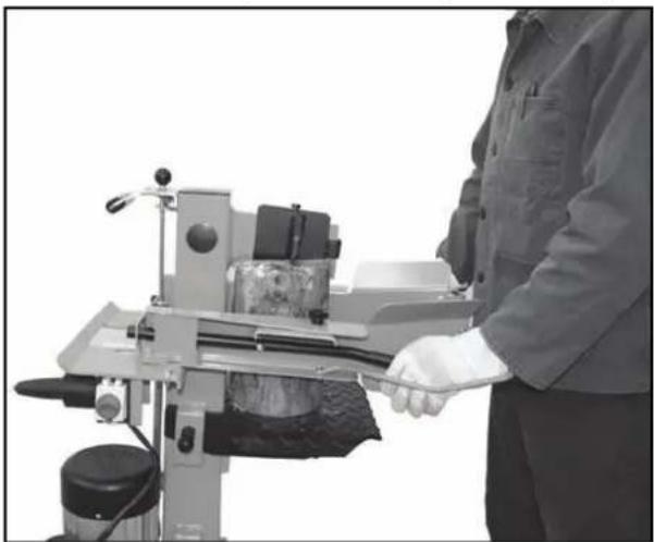 ATIKA ASP 6 L - Utilisation à deux mains - 3