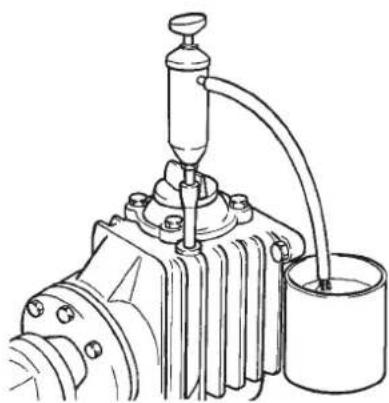 VOLVO MD2040 - Vidange d'huile. Embase de voilier - 2