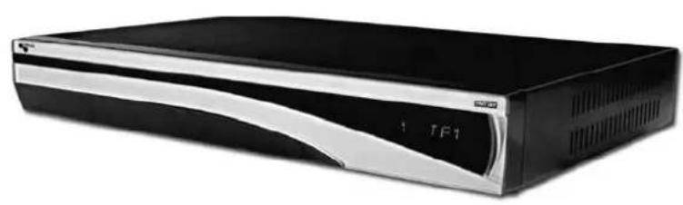 TRIAX TSR 8000 - Face arrière - 1