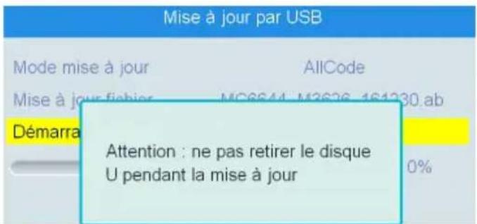 TRIAX TR 63 - áise à jour par USB - 2