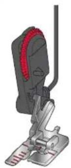 Husqvarna-Viking Designer Epic - Installation du pied senseur pour boutonnieres une etape - 3