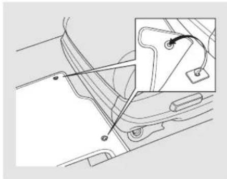 Honda Accord (2010) - Nettoyage des ceintures de sécurité, Couvre-plancher - 2