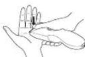 PANASONIC ERCA70 - Hold the clipper with the "Panasonic" mark facing upward and push the blade with your thumb while catching the blade in your other hand. - 1