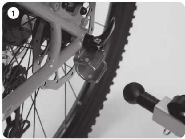 THULE Cadence - ATTACHING THE CARRIER TO YOUR BICYCLE - 1