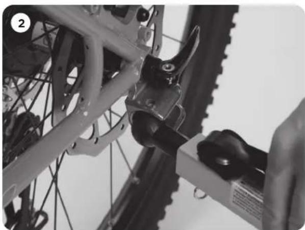 THULE Cadence - FIXER LE TRANSPORTEUR A VOTRE VELO - 3