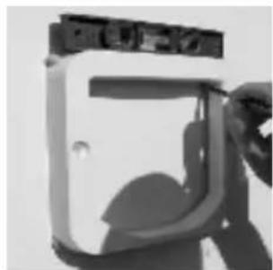 SureFlap Microchip - Installatie in houten of kunststof deuren of gipswanden - 2