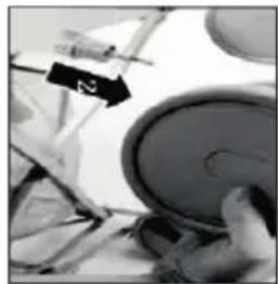 Baby-Plus CompactTrend - Disassemble front wheels: - 2