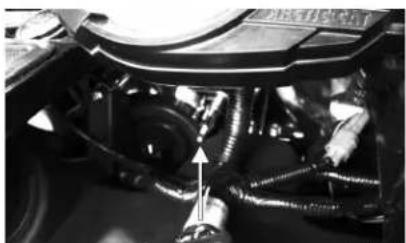 Arctic Cat M 800 Sno Pro (2012) - Réglage de la ligne de vue des phares - 2