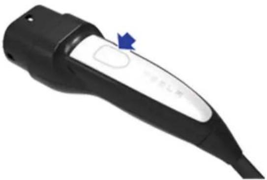 TESLA Model S (2018) - Ouverture de la trappe de la prise de recharge - 1