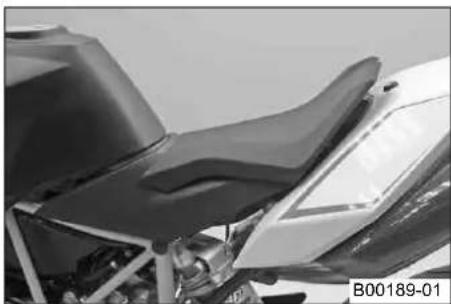 KTM 990 Super Duke (2010) - 一卜取付 - 2