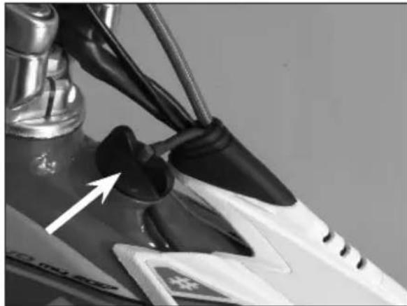 Beta EVO 2T 200 (2017) - APPROVISIONNEMENT CARBURANT - 1