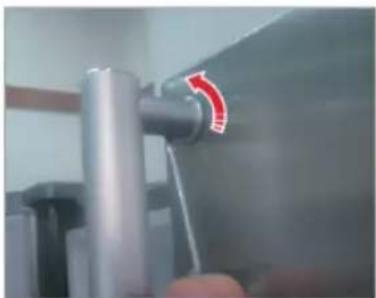 SAMSUNG RS50N3513WW - Wymiana uchwytu - 1