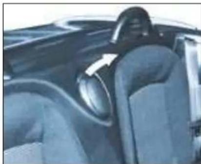 PEUGEOT 206 CC (2004) - ALLUME-CIGARES - 2