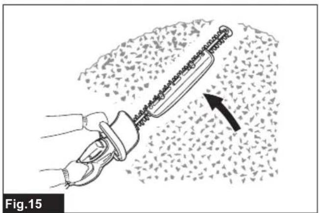 MAKITA UH7580 - 17