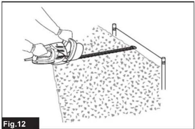 MAKITA UH7580 - 11