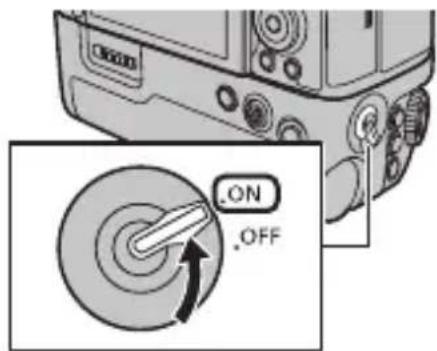 PANASONIC DMWBG1 - 2Turn the operation ON/OFF switch on the Battery Grip to [ON]. - 1