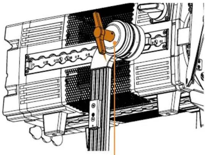 Astera Leo Fresnel - Fixation de lyre (AF250-YK) avec YokeBase (AF250-YKB) - attache rapide - 4