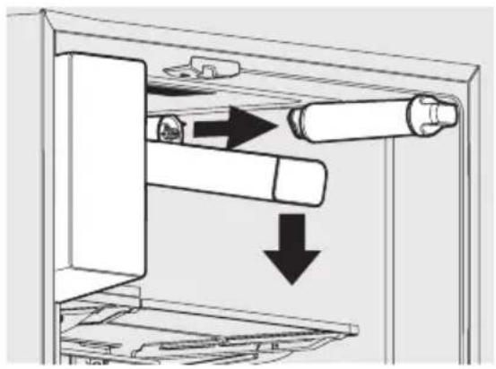 AEG RMB954E9VX - Remplacement du filtre à eau - 1