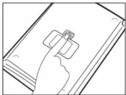 TANITA KD321 - Posizionamento delle batterie - 3