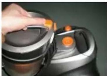 Ices IVC750 - Retirer et nettoyer le filtré pré-moteur, le filtré HEPA centré et le filtré de sortie d'air Avertissement : - 5