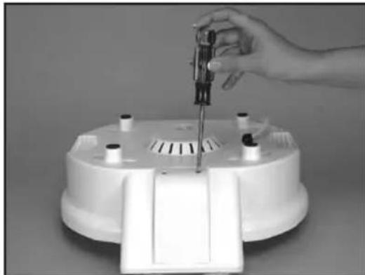 Enviracaire EWM300W - CHANGING THE UV BULB - 1