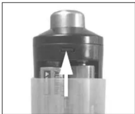 QUIGG GTSPM03 - Batterien einlagen /wechseln - 2