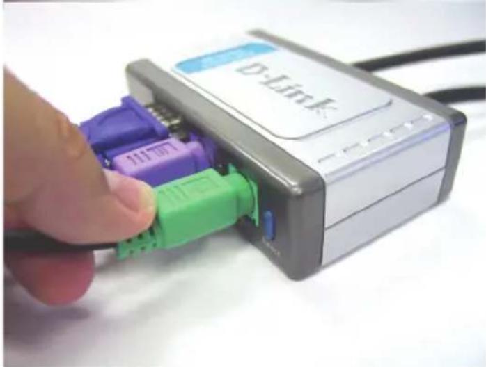 D-LINK DKVM2K - Installing the DKVM-2K - 4