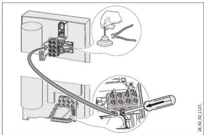 STIEBEL ELTRON DHBE 21 SLi electronic - Raccordement electrique par le haut en installation encastree - 1