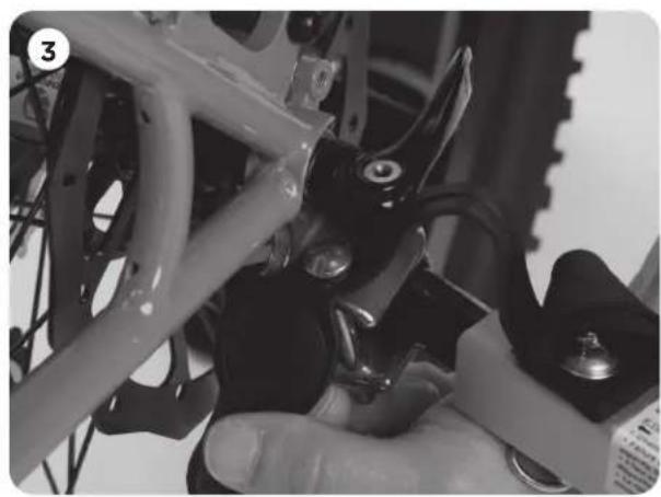 THULE Cadence Bicycle Trailer - ATTACHING THE CARRIER TO YOUR BICYCLE - 2