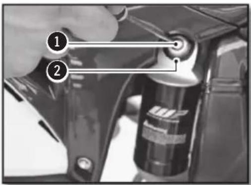 Sherco 300 SER (2017) - REGLAJE DE LA COMPRESION A BAJA VELOCIDAD DEL AMORTIGUADOR - 1