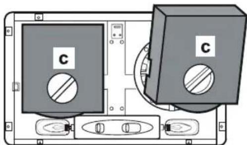 WHIRLPOOL WSLESS 66 AS X1 - Installer ou remplacer le filtrue au charbon : - 3