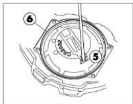 CRIVIT 1LD3875 - Replacing the watch battery - 2