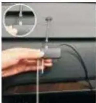 LENCO DAC100 - Magnet Antenna Installa on - 3
