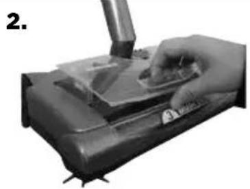 BISSELL Supreme Sweep Turbo - Svuotare il contentitore dello sporco - 1