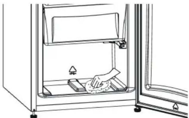 Wellington WRFK186 - Dégivrage du congélateur - 1