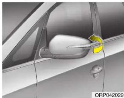 KIA Carens (2015) - ATTENTION - 1