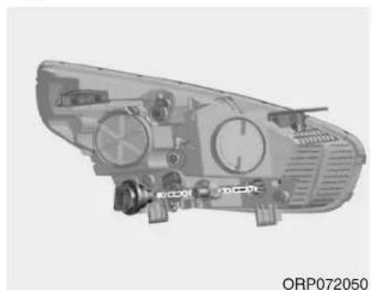 KIA Carens (2015) - (Suite) - 1