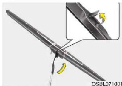 KIA Carens (2015) - ATTENTION - 1