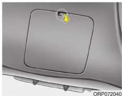 KIA Carens (2015) - Feu de stop et feu arrière ou feu arrière (LED) - 1