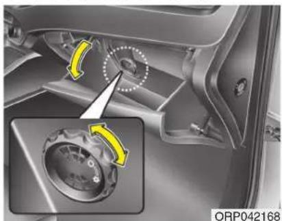 KIA Carens (2015) - ATTENTION - 1