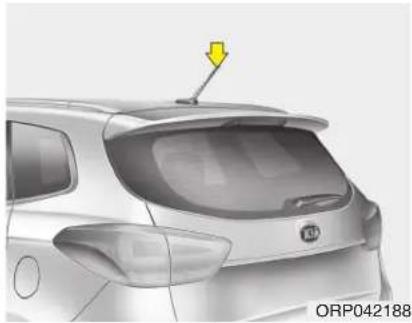 KIA Carens (2015) - Antenne - 1