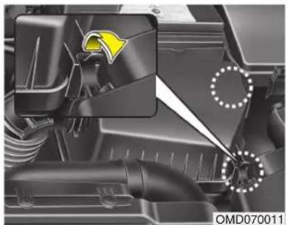 KIA Carens (2015) - \* REMARQUE - 2